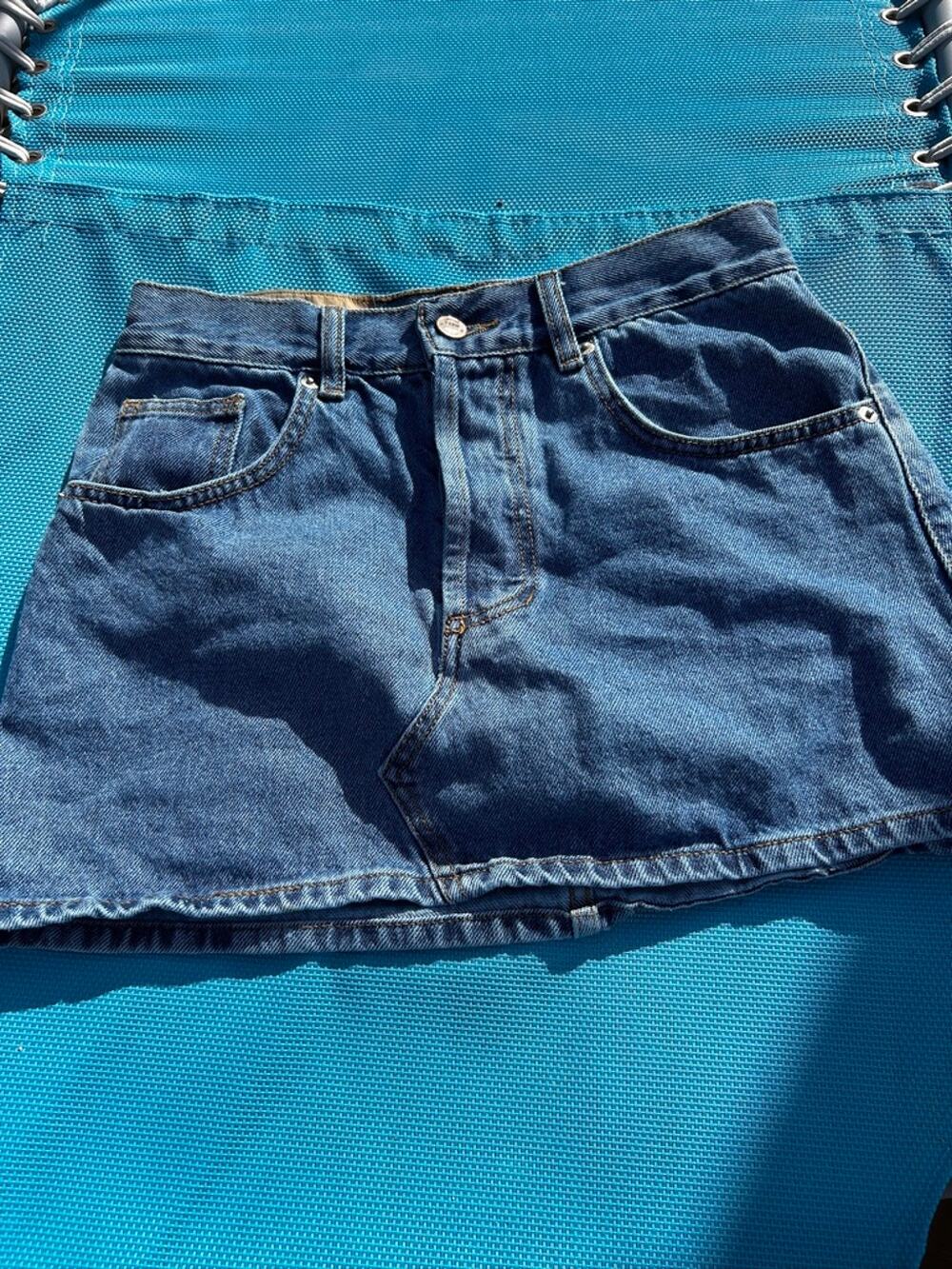 FARM Rio Denim Mini Skirt Medium Wash Classic 5-Pocket Size XXS